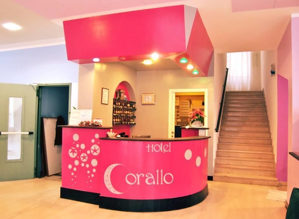 Hotel Corallo Pietra Ligure Exteriör bild